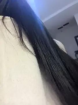 YouCandiSumisa — Fuera tetas en gym