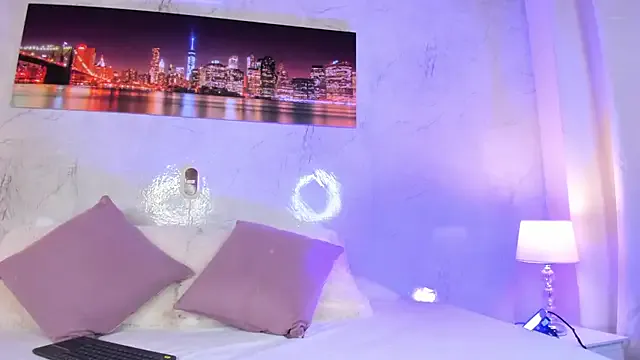 zaraquiinn on StripChat 